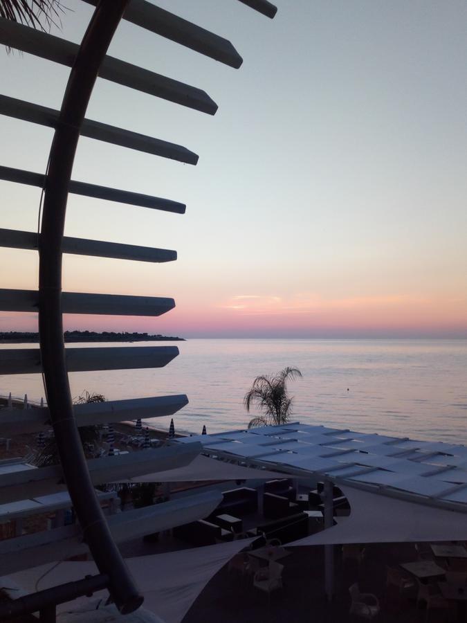 Lunacalanti Avola Esterno foto